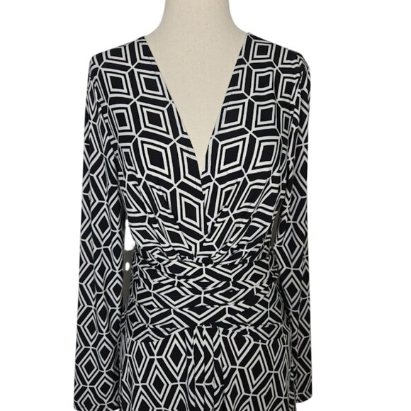 CACHE WOMEN'S Black White Geometric Wrap Waist Mini Dress Size Medium GUC - Picture 2 of 8
